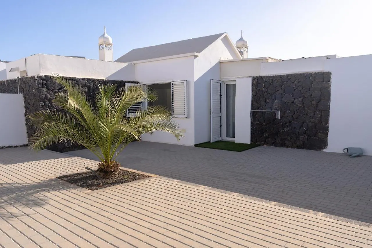 Villa Rooms & Suites Princesa Mercedes Puerto del Carmen  Spain